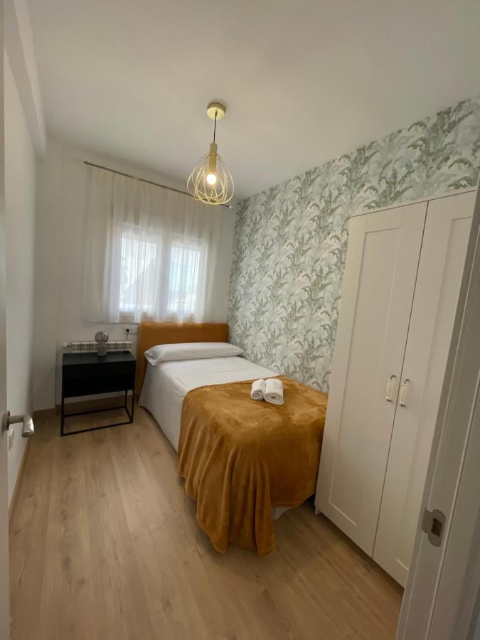 Alcala Luxury Piso Completo De 80M Apartment อัลกาลาเดเอนาเรส ภายนอก รูปภาพ
